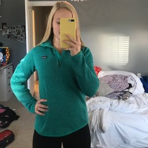 LIKE NEW PATAGONIA pullover